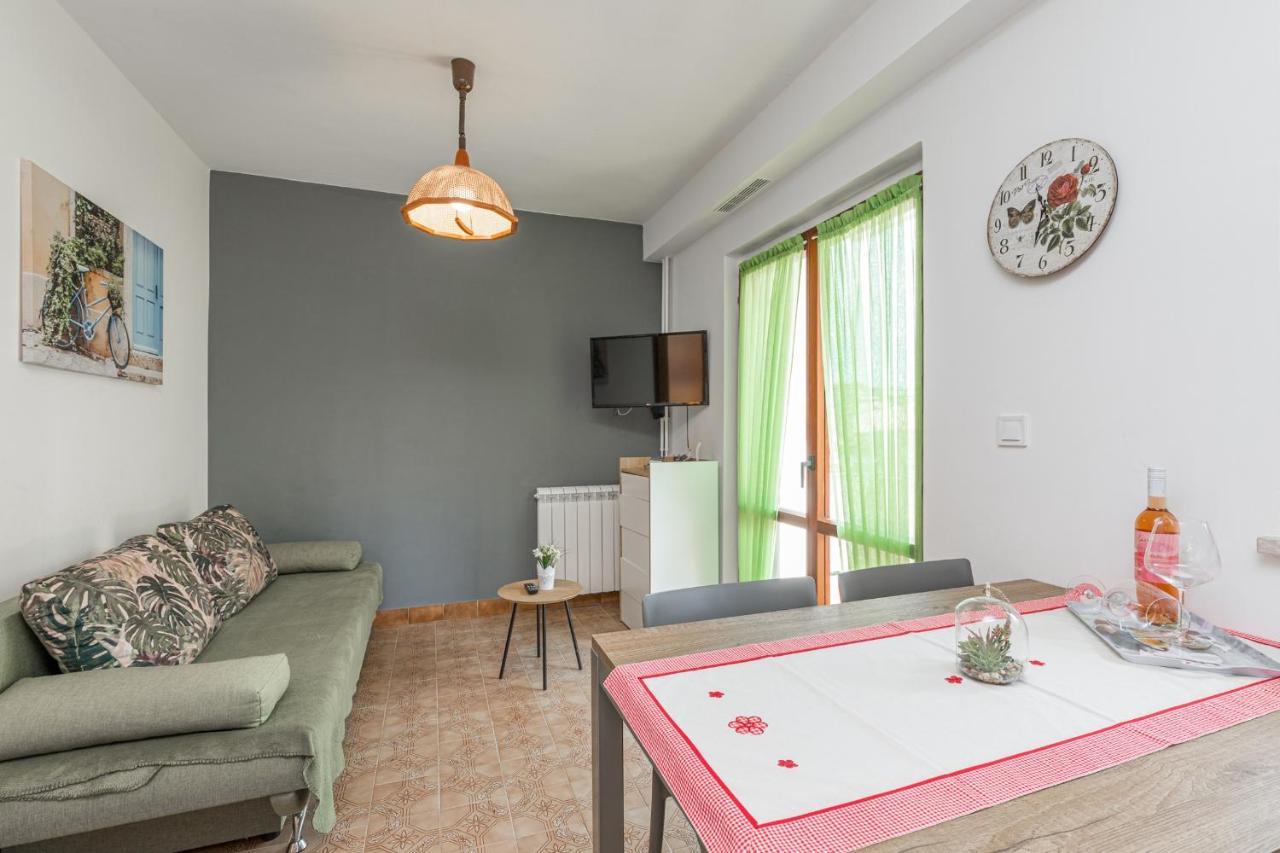 Apartment Mirijana Tar-Vabriga Ngoại thất bức ảnh