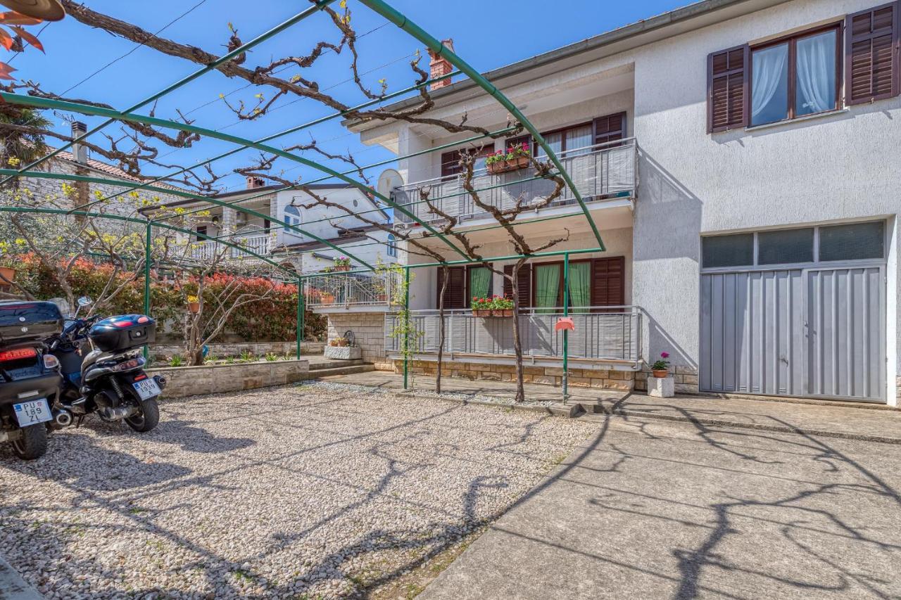 Apartment Mirijana Tar-Vabriga Ngoại thất bức ảnh